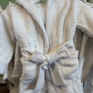 Mjuk babybadrock i bomullsfrotté - Vit eller beige - flera storlekar från 6m-18m